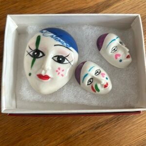 Painted mask earring & pin